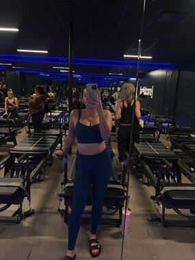 Dark Teal Activewear Set Active - Sports Bra & High-Waist Leggings